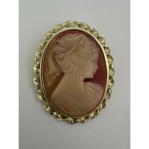 Vintage Carved Shell Victorian Woman Cameo Brooch